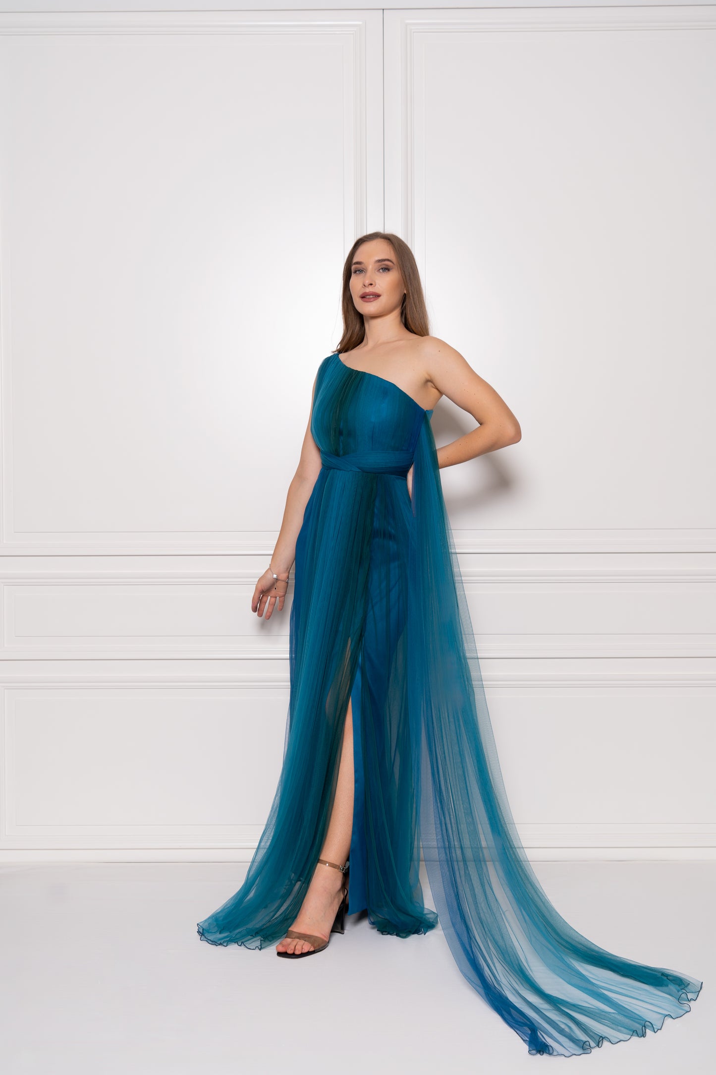 Gradient Turquoise One-Shoulder Tulle Maxi Dress